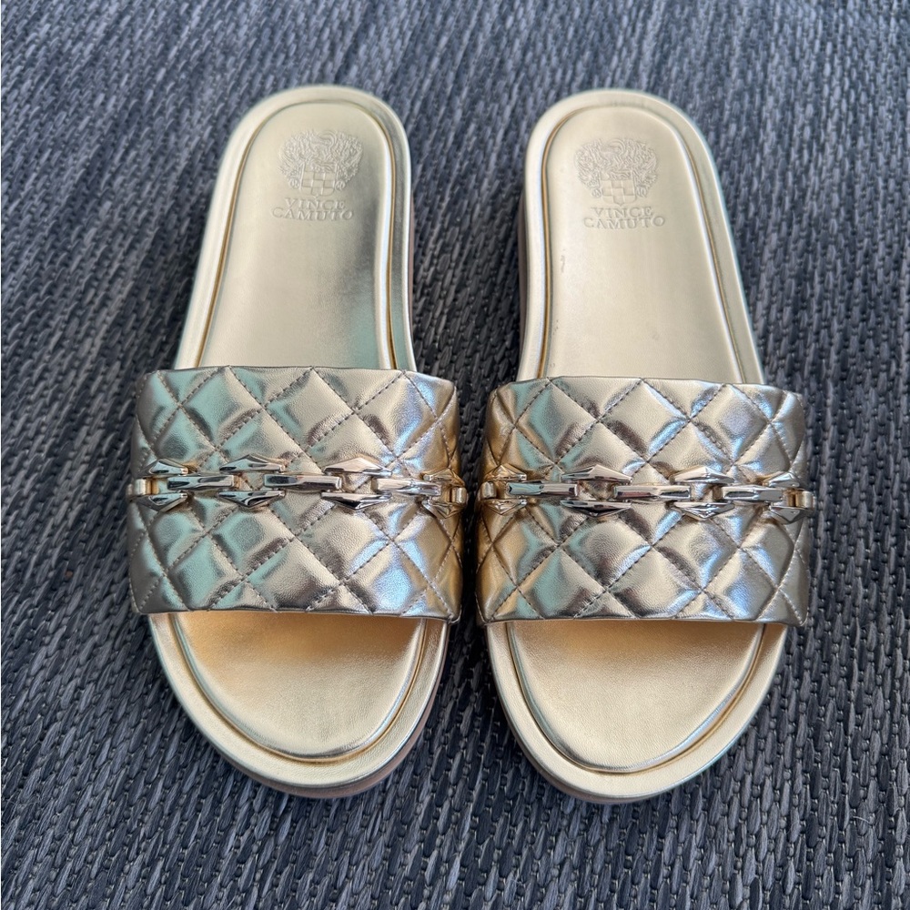 Vince Camuto Kallin Wedge Sandals Gold Egyptian NWT Slides HSN Metallic - Picture 2 of 10